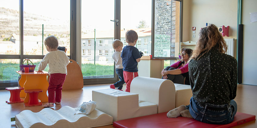 Relais petite enfance : atelier parents-enfants « matinée motricité »