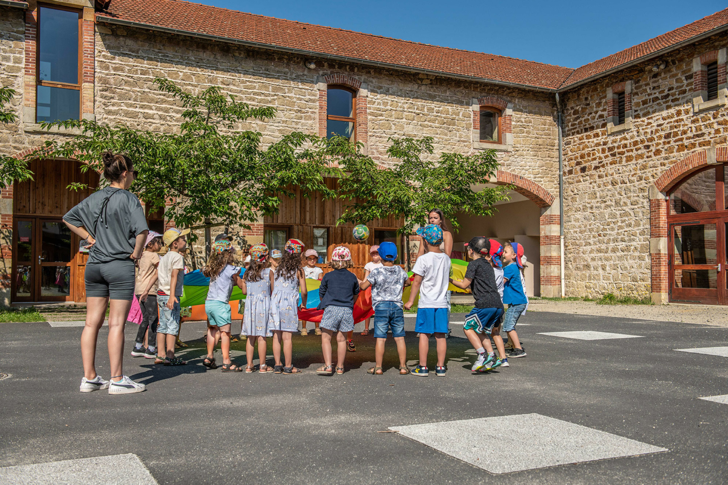 Nouveau portail famille : pensez à renseigner vos informations personnelles